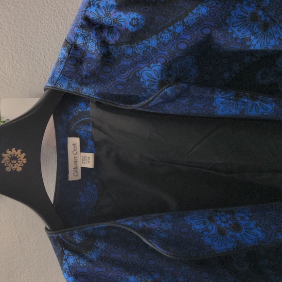 Blazer fits size 14 - Picture 2 of 2